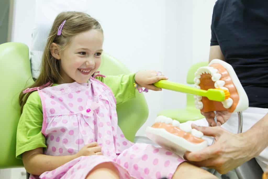 hygiene oral habits children encourage